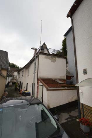 Ein-/Zweifamilienreihenendhaus