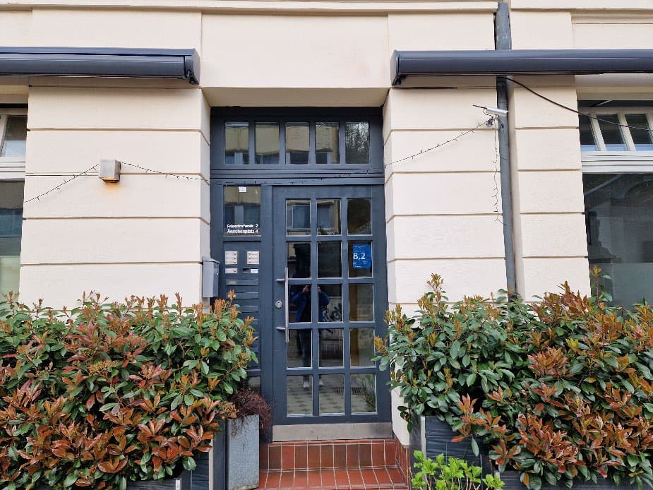 Wohn-/Geschäftshaus - Bild 1