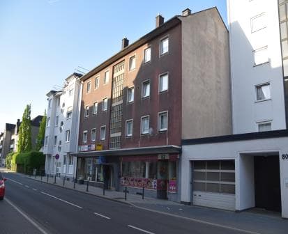 Garage, Eigentumswohnung (3 bis 4 Zimmer)