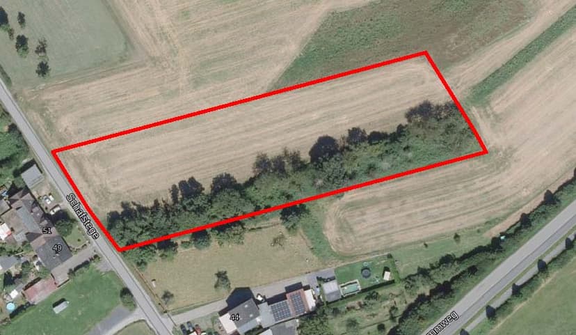 unbebautes Grundstück