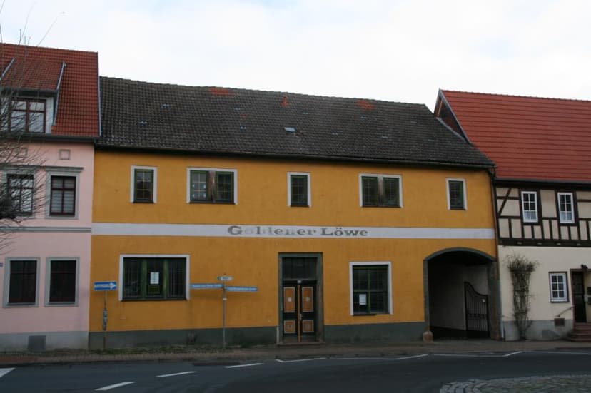 Wohn-/Geschäftshaus