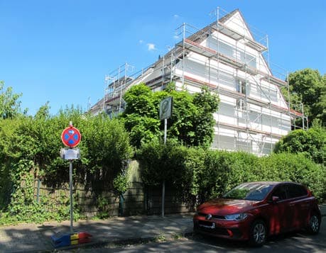 Kfz-Stellplatz (Tiefgarage), Eigentumswohnung (3 bis 4 Zimmer) - Bild 1