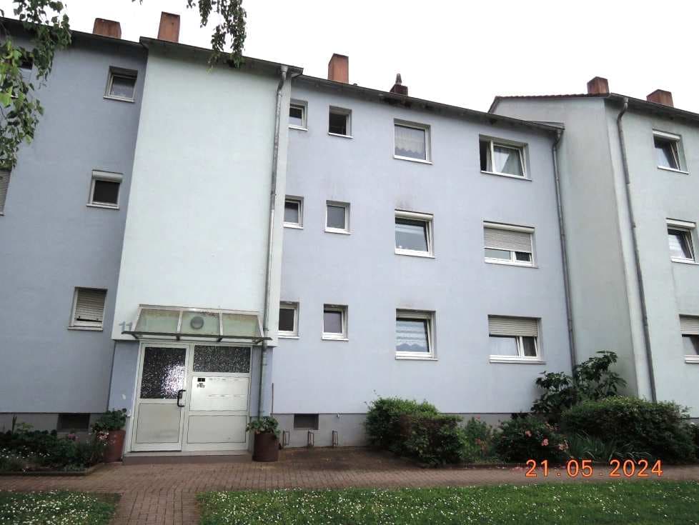 Eigentumswohnung mit Keller, Stellplatz und Nutzgarten - Bild 1