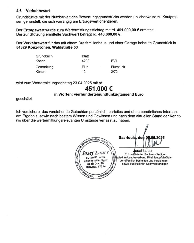 Mehrfamilienhaus, Garage