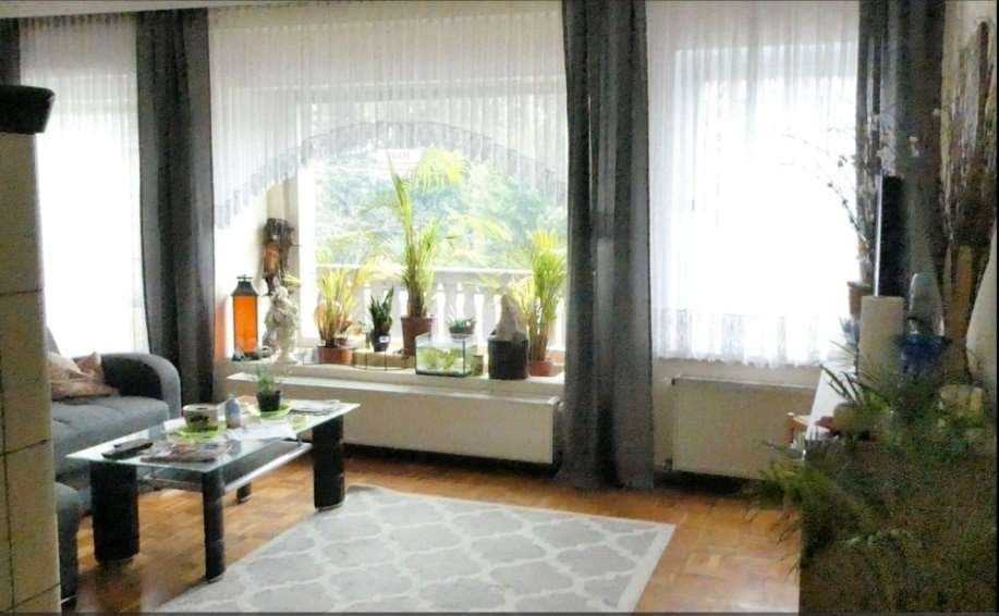 Einfamilienhaus, Doppelhaushälfte - Bild 1