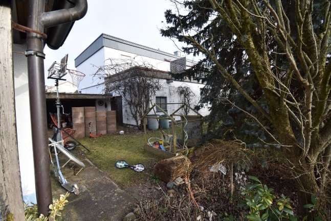 Einfamilienhaus, Garage - Bild 1