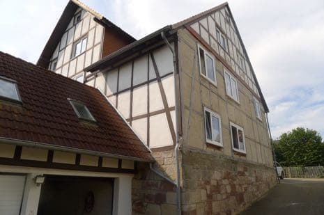 Zwei Eigentumswohnungen mit Garagenstellplatz - Bild 1