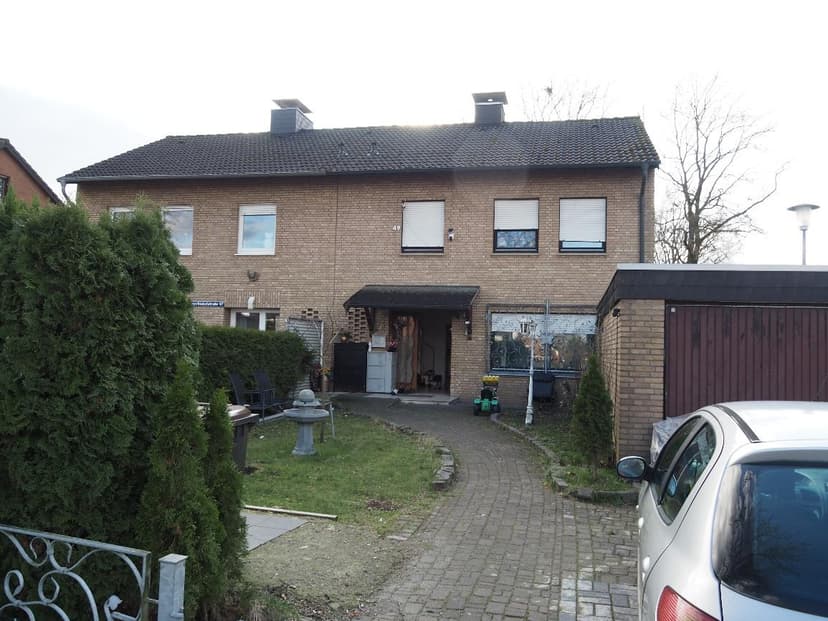 Garage, Doppelhaushälfte