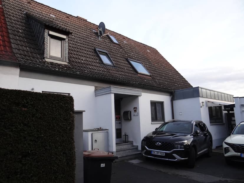 Zweifamilienhaus, Garage, Sonstiges