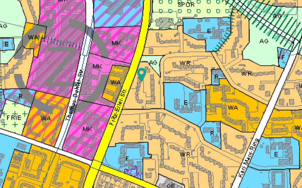 Eigentumswohnung (3 bis 4 Zimmer), Kfz-Stellplatz (Tiefgarage) - Bild 1