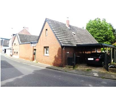 Einfamilienhaus, mit Anbau und Carport