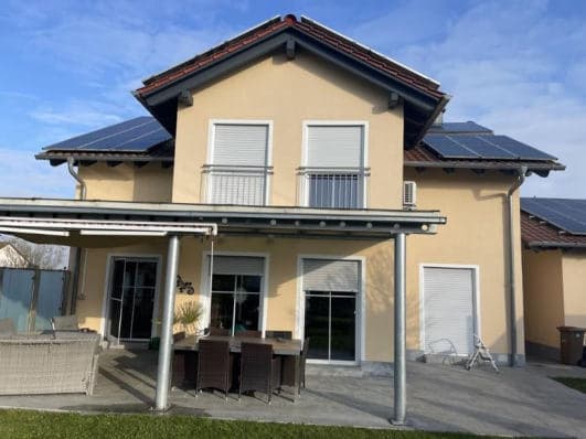 Einfamilienhaus - Bild 1