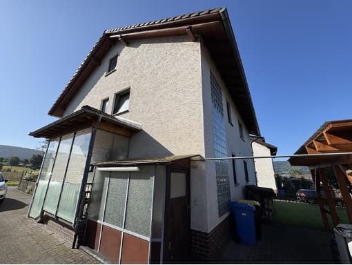 Zweifamilienhaus, Garage - Bild 1