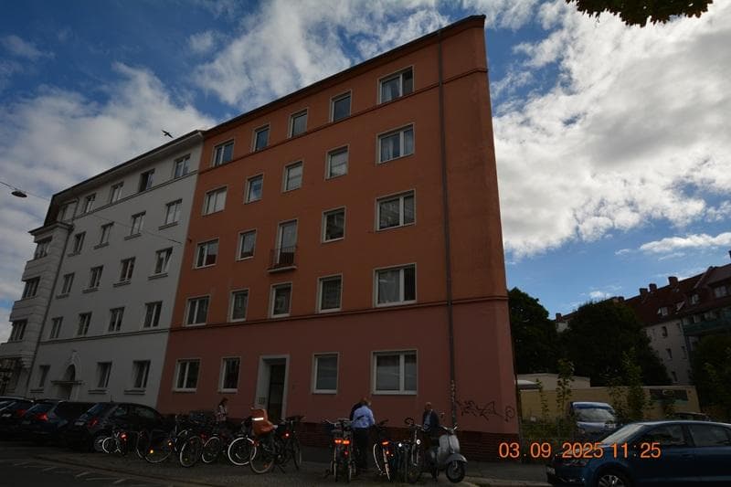 Mehrfamilienhaus, 10-Familienhaus