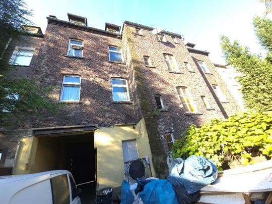 Mehrfamilienhaus - Bild 1