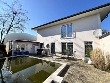 Garage, Eigentumswohnung (3 bis 4 Zimmer) - Bild 1