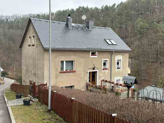 Zweifamilienhaus