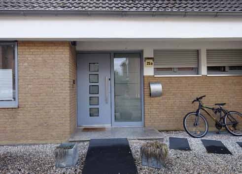 Garage, Doppelhaushälfte