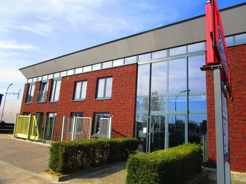 gewerblich genutztes Grundstück, Gewerbeeinheit - Bild 1