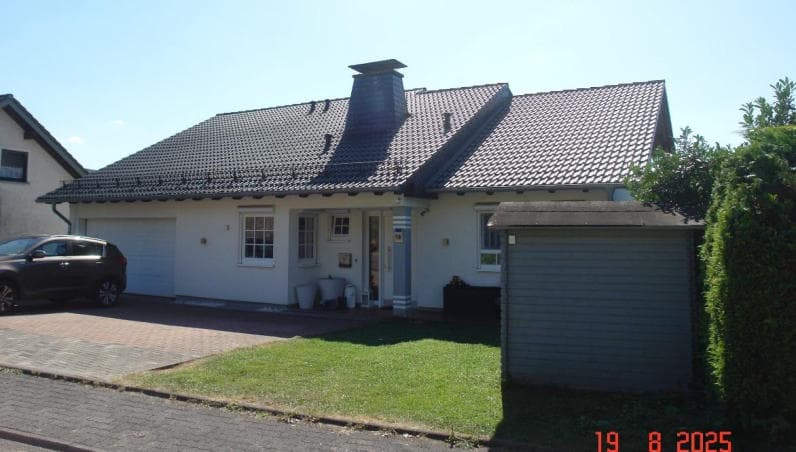 Zweifamilienhaus, Einfamilienhaus