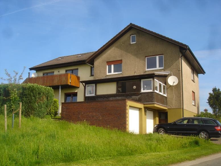 Zweifamilienhaus, Garage