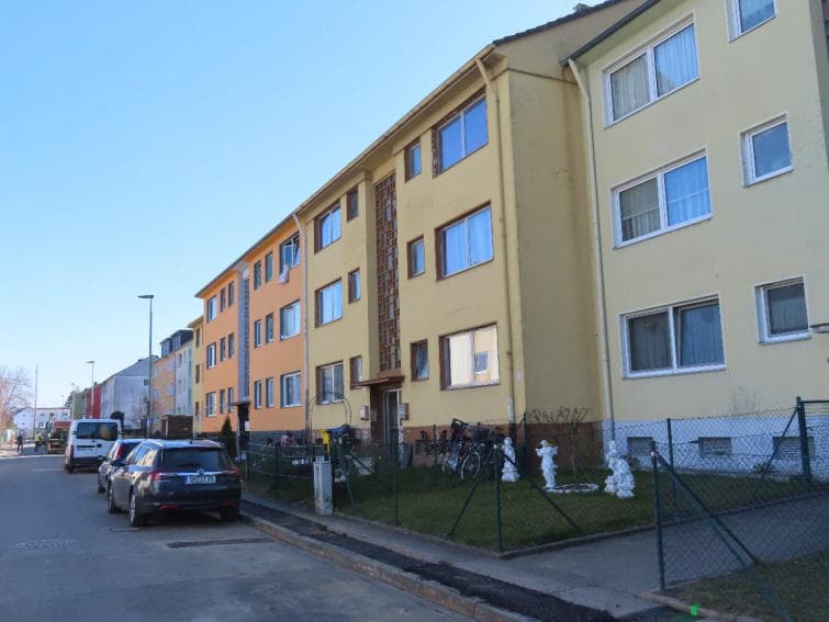 Mehrfamilienhaus, Reihenhaus, Mehrfamilienhaus mit 6 Wohneinheiten