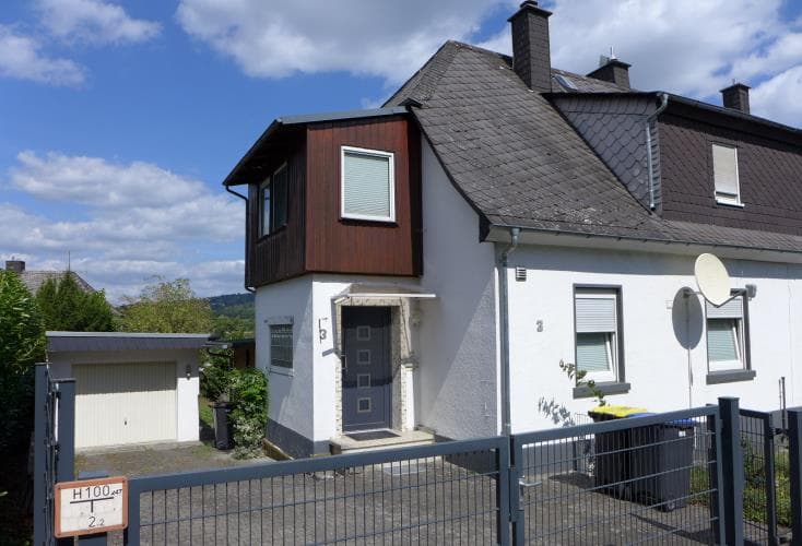 Einfamilienhaus, Doppelhaushälfte