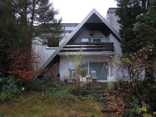 Einfamilienhaus mit Praxisräumen