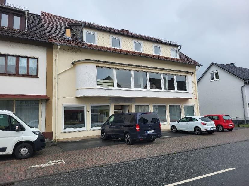 Wohn-/Geschäftshaus