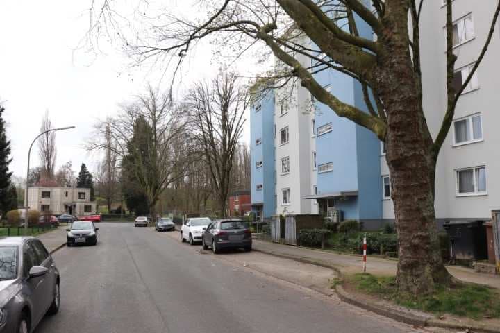 Gewerbeeinheit (z.B. Laden, Büro), Schwimmbad, Sauna - Bild 1