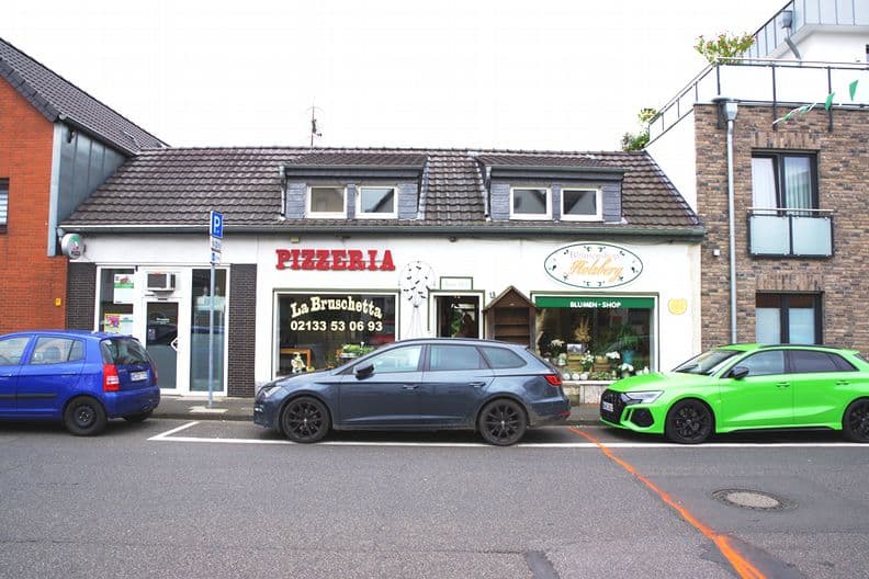 Wohn-/Geschäftshaus