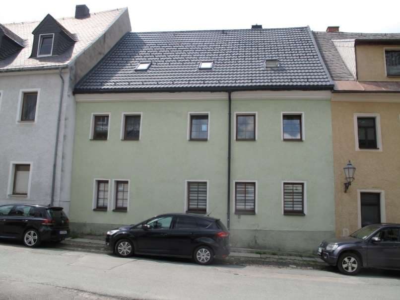 Mehrfamilienhaus