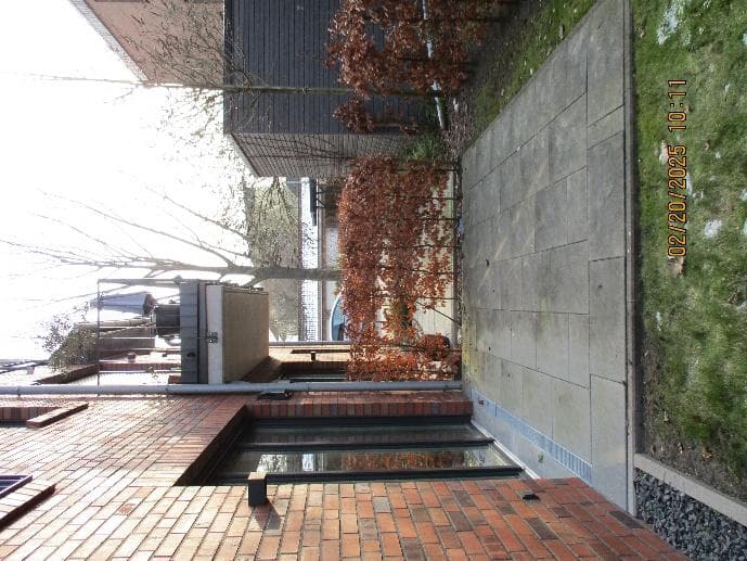 Mehrfamilienhaus, mit 10 Wohneinheiten und Nebengebäude - Bild 1