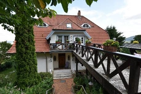 Wohn-/Geschäftshaus