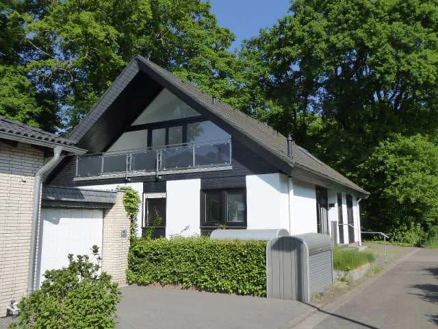 Einfamilienhaus (Fertighaus) mit Garage