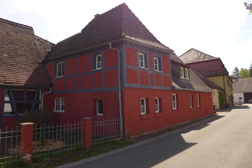 Mehrfamilienhaus