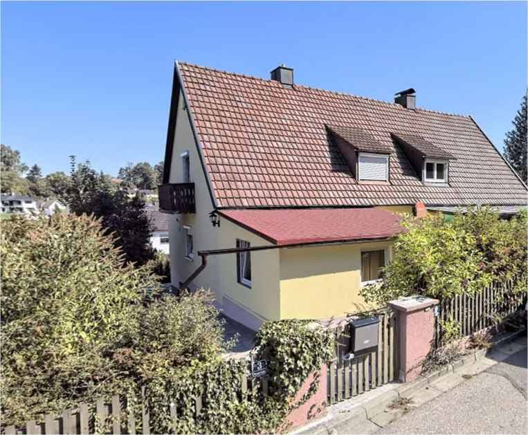 Doppelhaushälfte, Garage