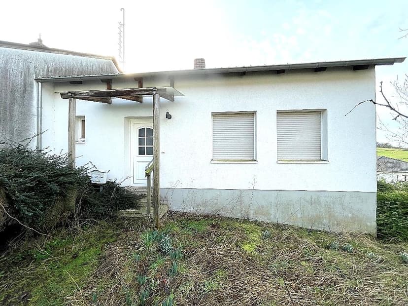 Einfamilienhaus, land- und forstwirtschaftlich genutztes Grundstück, Sonstiges, Scheune, Stallungen und Geräteschuppen