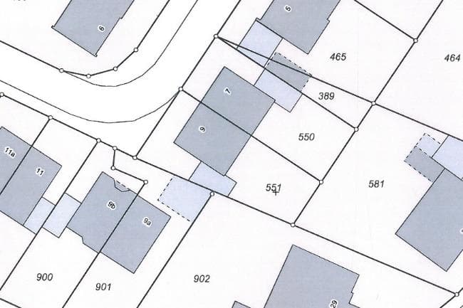 Garage, Doppelhaushälfte, mit Erbbaurecht belastetes Grundstück