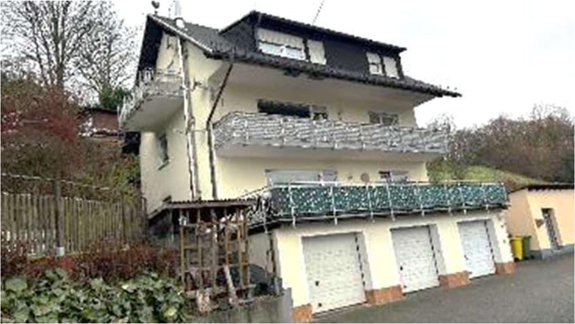 Eigentumswohnung (3 bis 4 Zimmer)