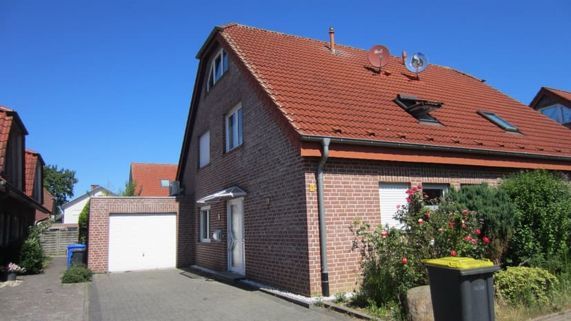 Garage, Einfamilienhaus, Doppelhaushälfte