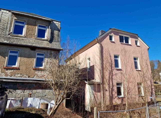 Mehrfamilienhaus