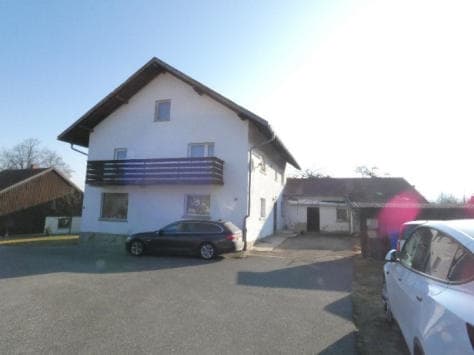Zweifamilienhaus