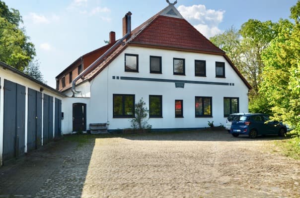 Mehrfamilienhaus