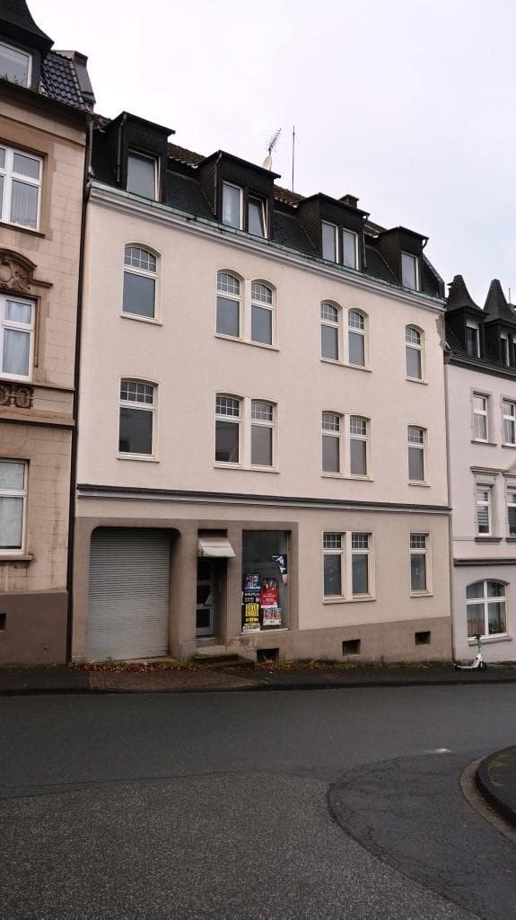Wohn-/Geschäftshaus