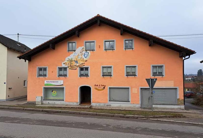 Wohn-/Geschäftshaus