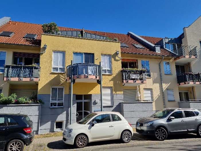 Eigentumswohnung (3 bis 4 Zimmer), Kfz-Stellplatz (Tiefgarage)