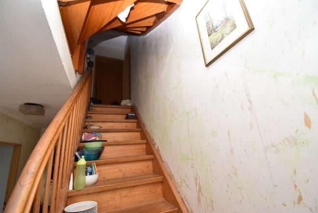 Einfamilienhaus, Garage - Bild 1