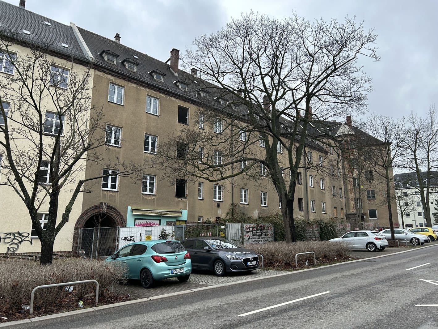 Mehrfamilienhaus - Bild 1