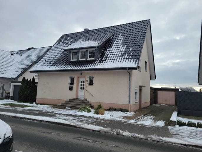 Garage, Einfamilienhaus, ohne Innenbesichtigung